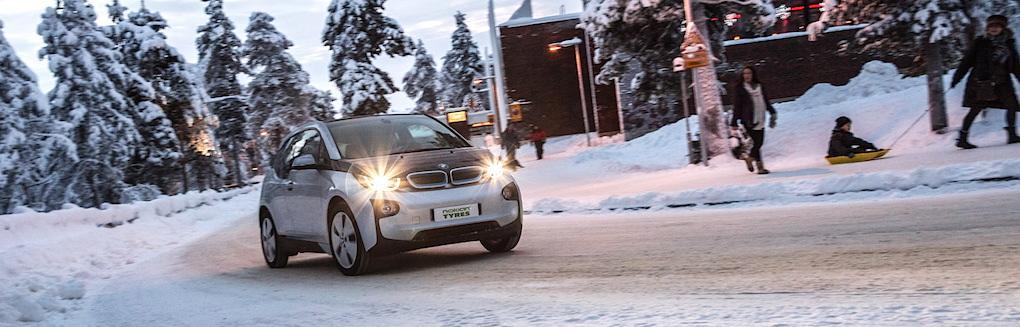 Även BMW i3, med den udda dimensionen 155/70R19, har numera ett tiotal vinterdäck att välja mellan.