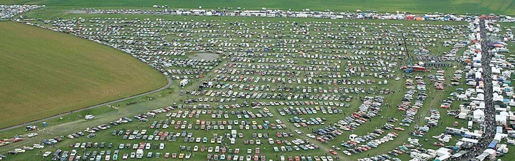 "Power Big Meet" rankas som en av världens största bilträffar och varje år samlas cirka 20.000 entusiastfordon.
