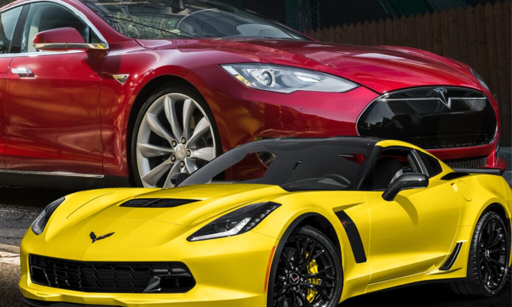 En Tesla Model S och en Tesla Model S Long Range (X) (AI text)