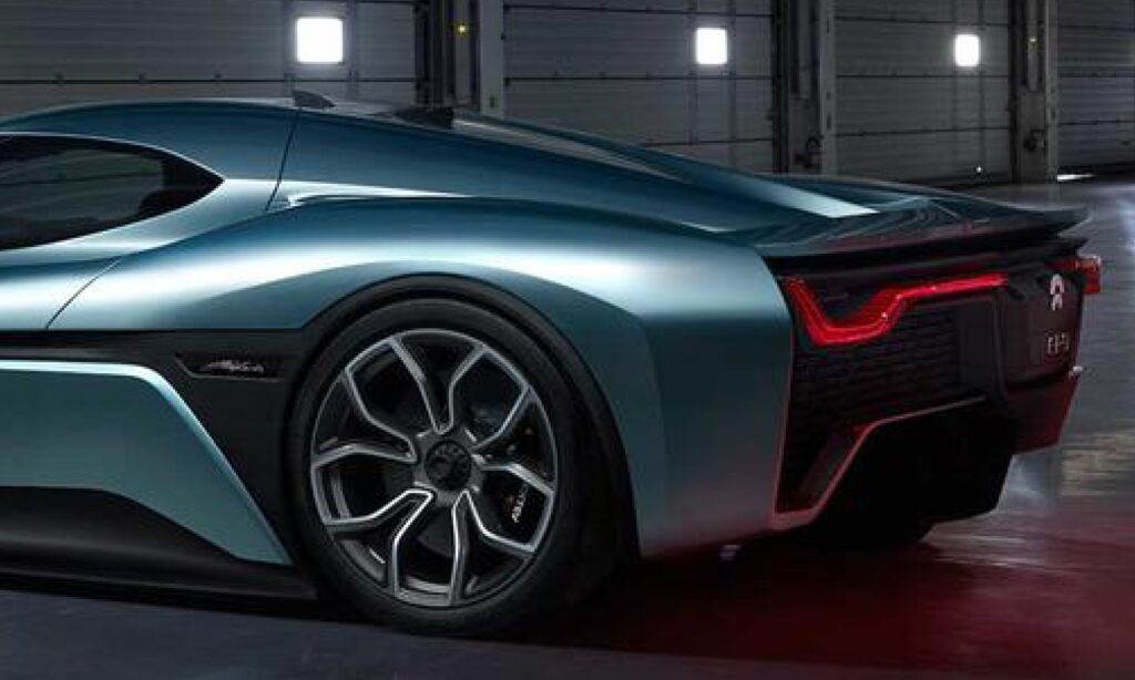 Aston Martin XPS III-konceptbilen (AI text)