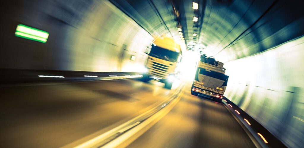 Tunnlar kanske är lösningen för att undvika trafikstockning i storstäderna? Foto: Bigstockphoto