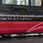 Med hjälp av aluminiumavskärmningar ska det inte uppstå några elektromagnetiska fält runt bussen när den laddas trådlöst.