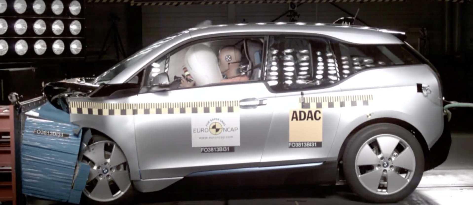 BMW i3 fick bara fyra stjärnor när den krocktestades av Euro NCAP. Därmed blir det heller inget toppbetyg för elbilen hos Folksam.