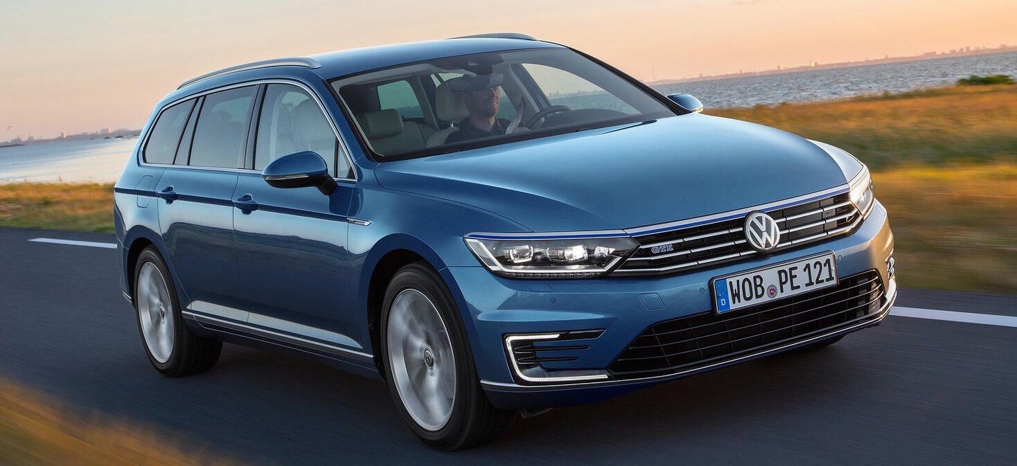 Åtta av tio Volkswagen Passat som såldes i Norge i januari var laddhybriden GTE. Mest sålda elbilen är BMW i3.