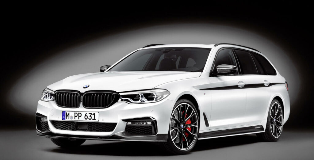 BMW M5-serien vagn i en mörk rum (AI text)