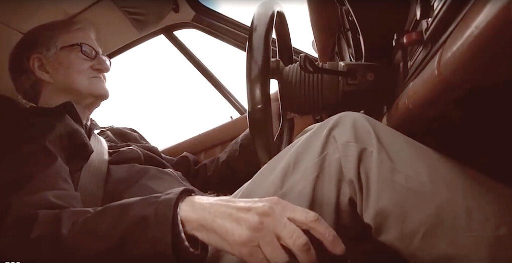 I 41 år har de varit oskiljaktiga, William MacEchern och hans Porsche 930 Turbo.