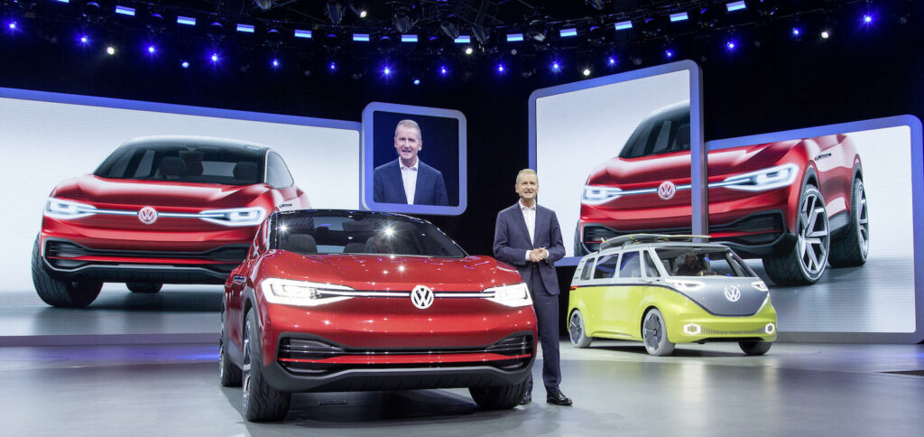 Volkswagen visar en uppdaterad version av konceptbilen ID Crozz på Frankfurtsalongen. Elbilen ska vara en blandning mellan suv och fyradörrars coupé. Den får fyrhjulsdrift och 306 hästkrafter. Räckvidden ligger på 50 mil enligt den europeiska NEDC-körcykeln.