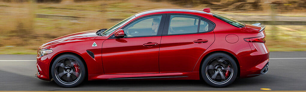 Skulle du välja en Alfa Romeo Giulia eller möjligen en ...