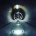 En bil kör genom ett tunnelbanespår. (AI text)