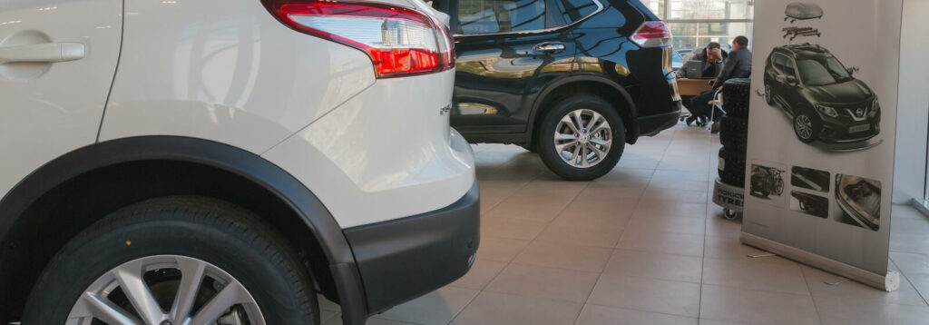 Även om allting verkar positivt hos bilhandlaren gäller det att tänka efter noga innan du skriver på leasingavtalet.