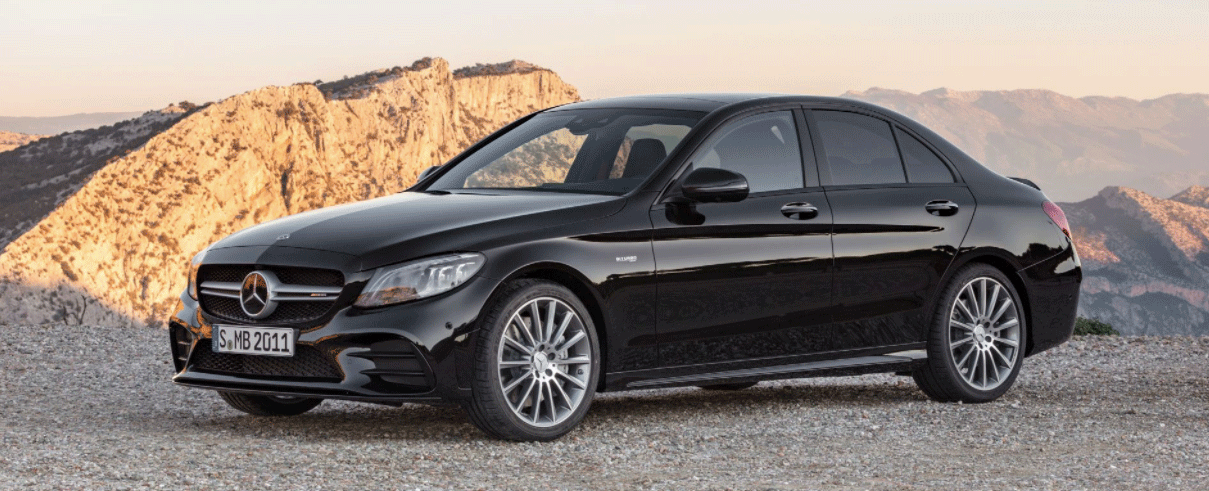 Mercedes-AMG C43 får publik premiär på bilsalongen i Genève.