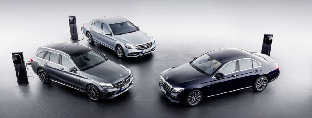 Tre laddbara nyheter från Mercedes: S-klass med bensinmotor samt C-klass och E-klass med dieselfyra.