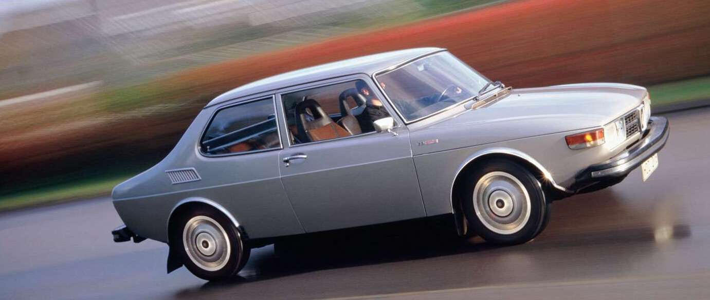 Bilar som är äldre än 30 år kan bli tillåtna i alla miljözoner utom den tuffaste.