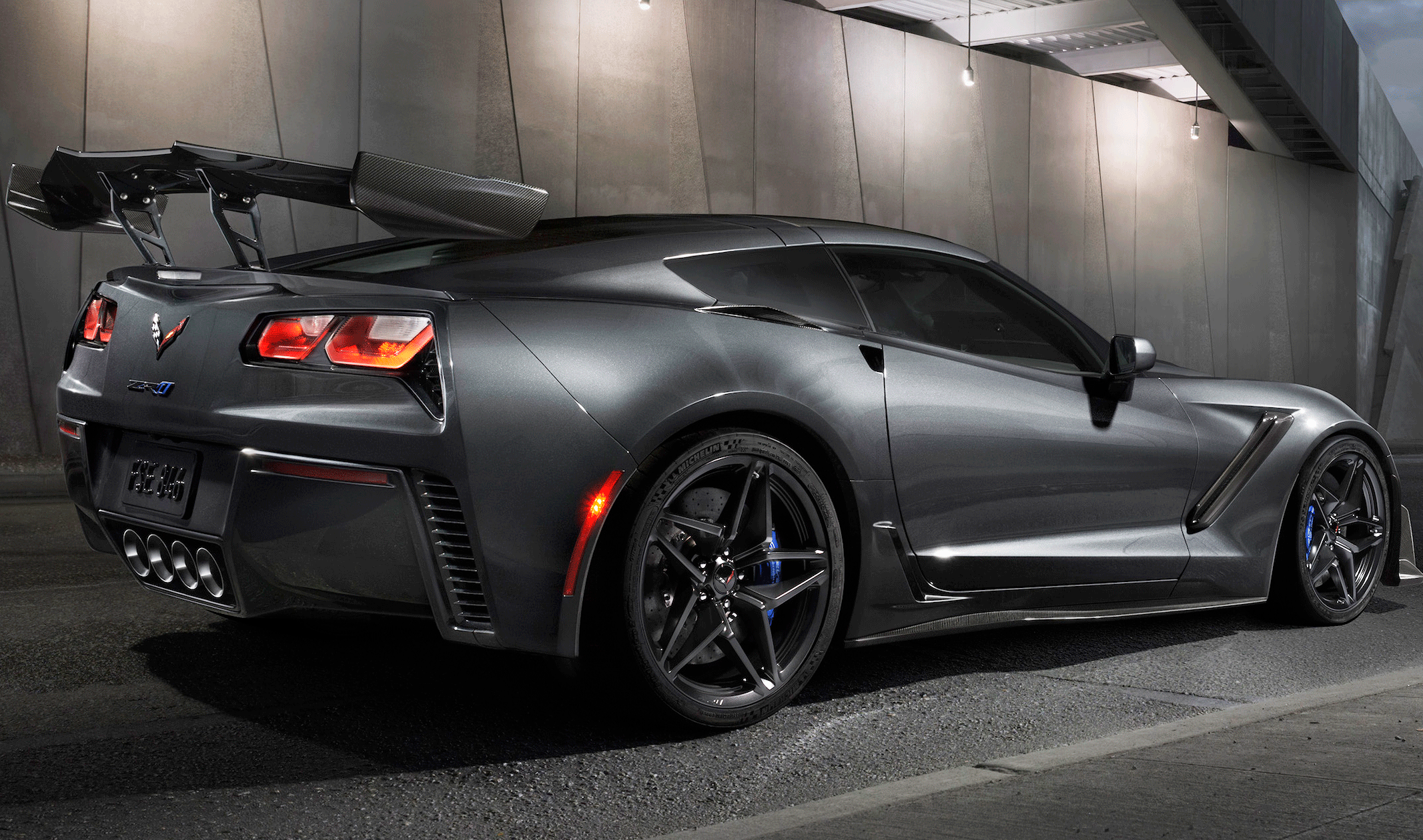 Chevrolet Corvette Z06 parkerad i parkeringsplatsen (AI text)