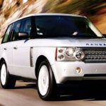Jag åker som en kung mot fattigdom, skämtar en Range Rover-ägare som satt betyg på sin bil i vår begagnatdatabas.