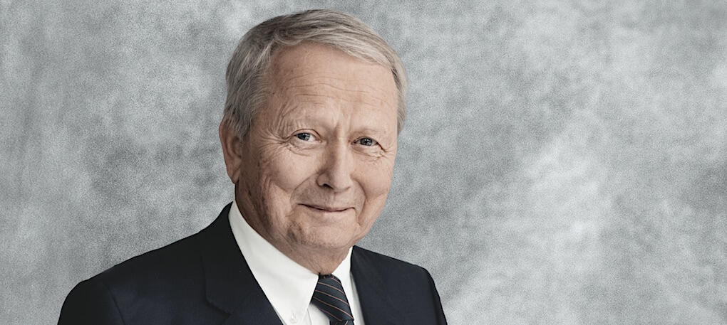 Wolfgang Porsche har suttit i styrelsen i 40 år, och idag fyller han 75 år. Grattis!