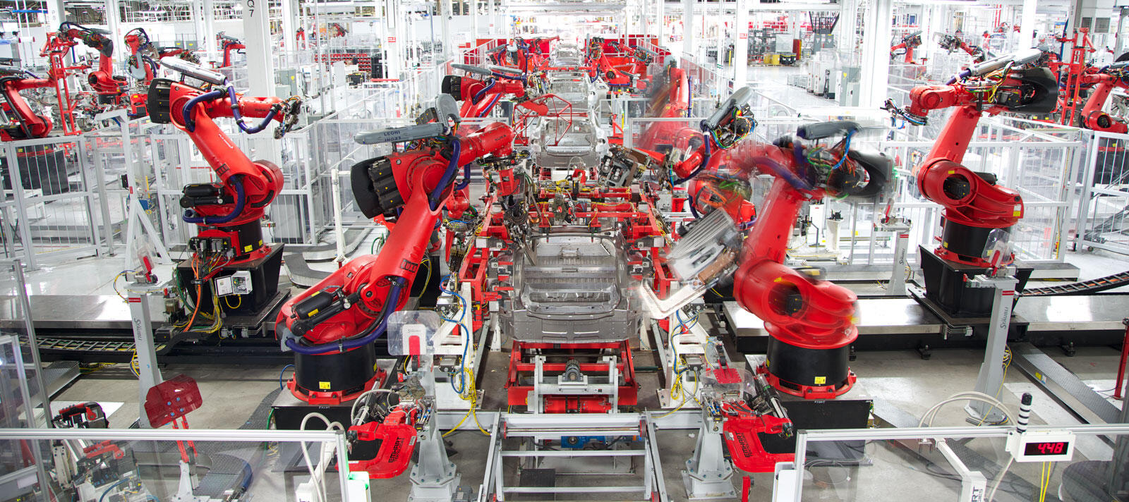 Tesla-fabriken (AI text)