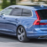 Volvo V90 Xdrive är en ny hybridbil. (AI text)