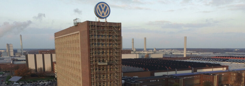 En Volkswagen-fabrik i Tyskland (AI text)