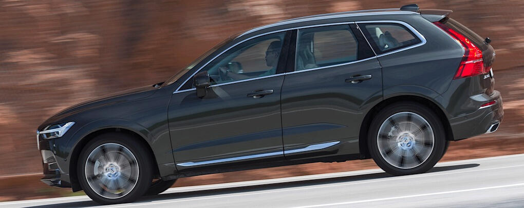 Volvo XC60 T4 i lyxiga Inscription-utförande kostar från 417.900 kronor.