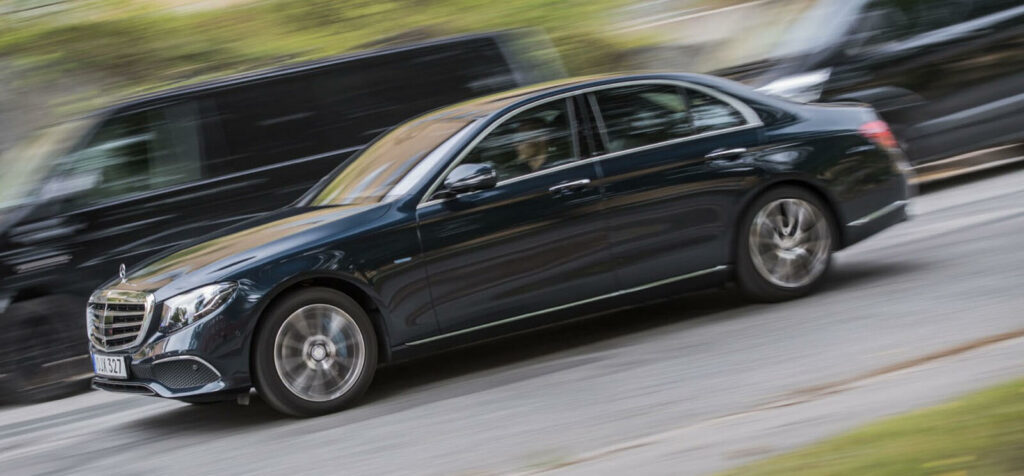 Mercedes är en av biltillverkarna som erbjuder rejäl inbytesbonus till dieselbilsägare i Tyskland.