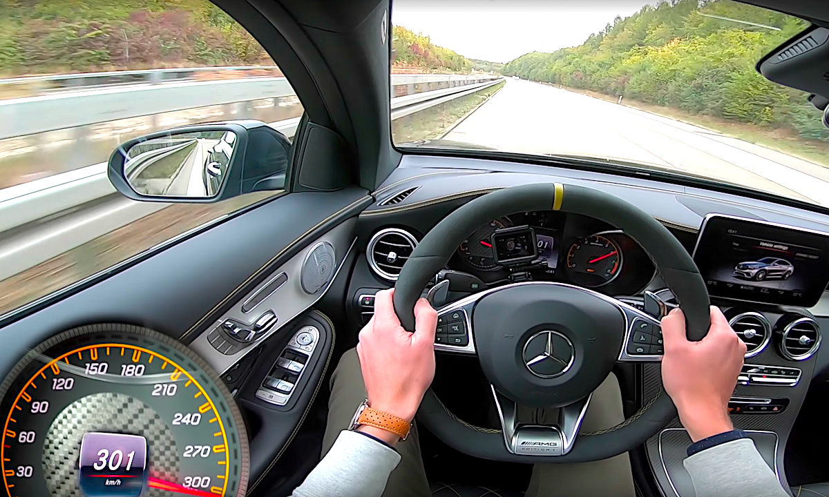 Mercedes-Benz C-Klasse GT S (AI text)