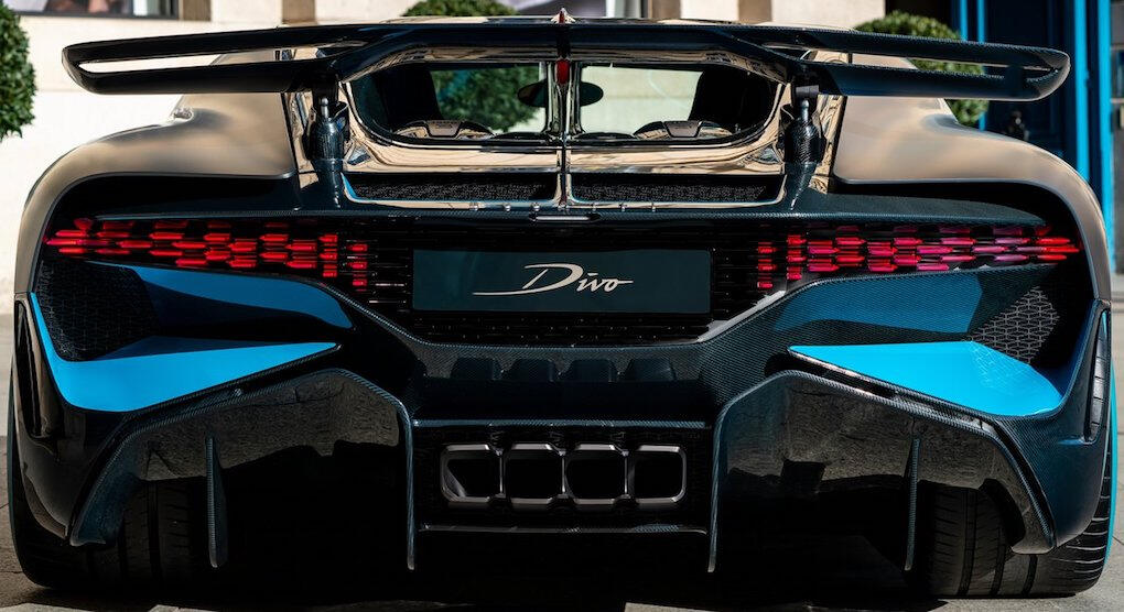 Bugatti Divo ser dagens ljus under 2019.