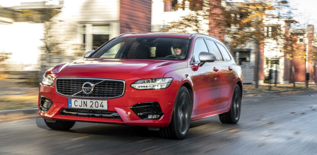 Volvo V60 lyckas bra i utsläppstestet medan V90 bara får två av fem stjärnor.