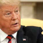 President Donald Trump pressar biltillverkare som exporterar till USA. Foto: Getty.