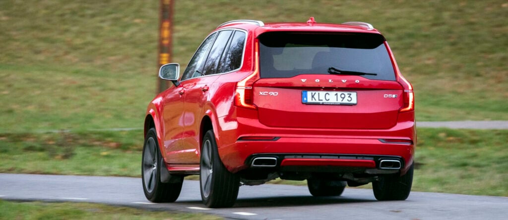 Volvo XC90 tror tyska Auto Bild kommer hålla värdet ganska bra i sin klass med det nya mildhybridsystemet.