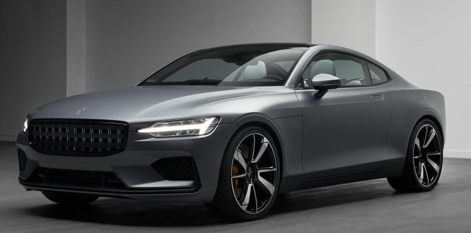 Volvo S90 Coupé med grå inredning (AI text)