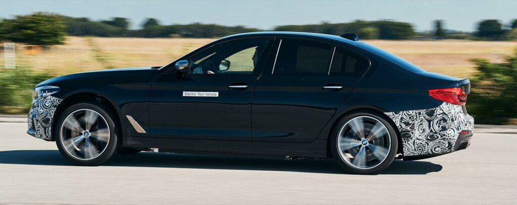 BMW X5 xDrive40d är en ny modell som testas just nu. (AI text)