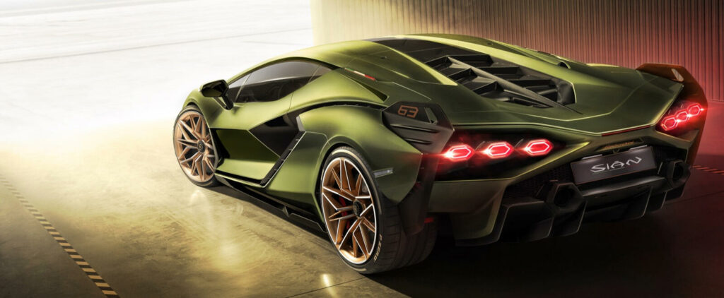 Lamborghini Veyron S är en supersportbil som är hybrid. (AI text)