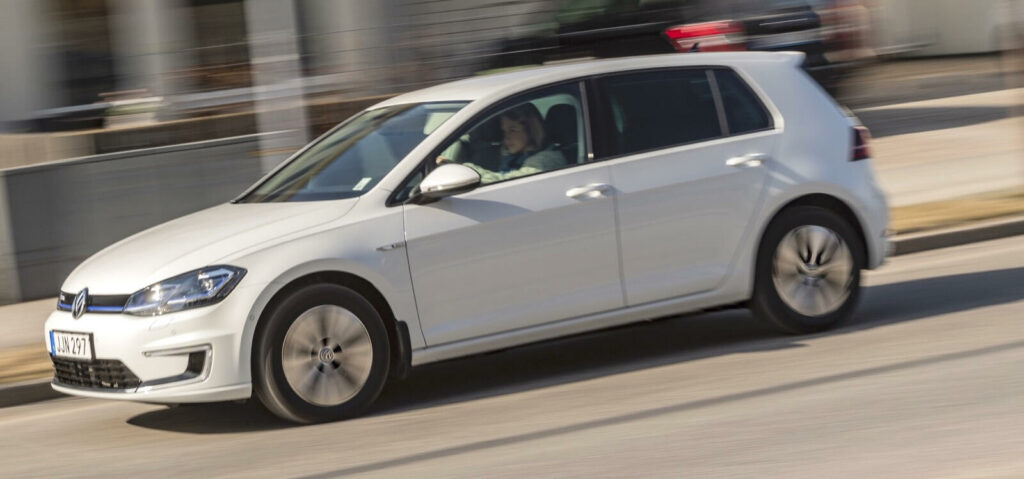 En Volkswagen Golf e (AI text)
