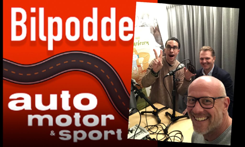 En man och en kvinna diskuterar om bilar. (AI text)