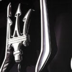 Maserati-grillens emblem (AI text)