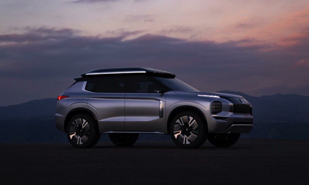 Mitsubishi visade upp konceptbilen Engelberg Tourer på Genèvesalongen 2019 som en förhandstitt på hur nya Outlander kommer se ut.