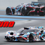 En bil på en bana med en racinkörare. (AI text)