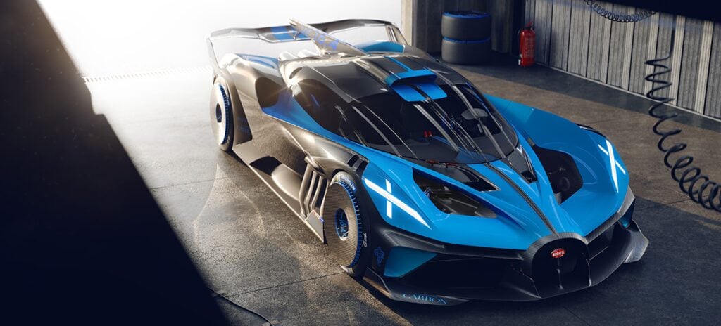 En blå och vit Bugatti Veyron parkerad i en garage. (AI text)