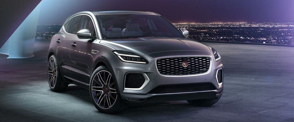 Ansiktslyftet inkluderar nya LED-framljus samt en omdesignad grill och luftintag med kromlister.