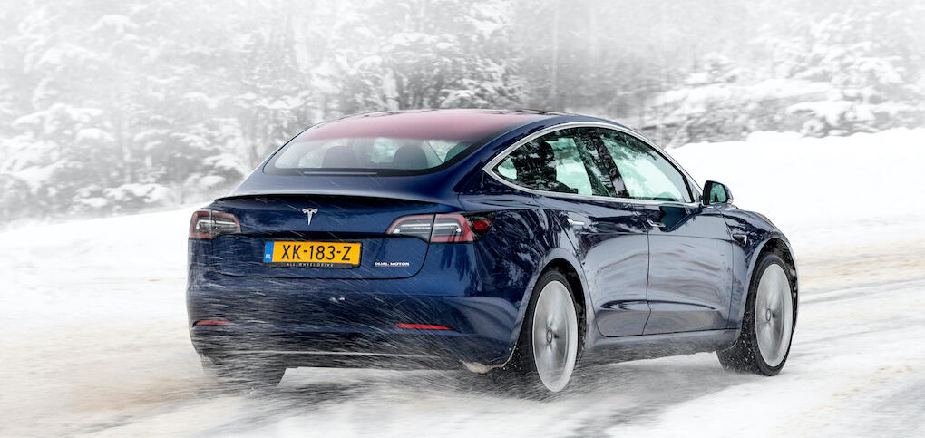 Robert Granström undrar varför Tesla har valt bort en marknad där man är som klippt och skuren – landsbygden!