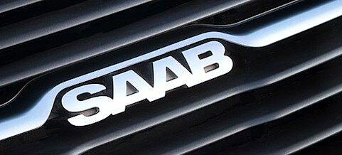 Saab-logon på rattens grill (AI text)