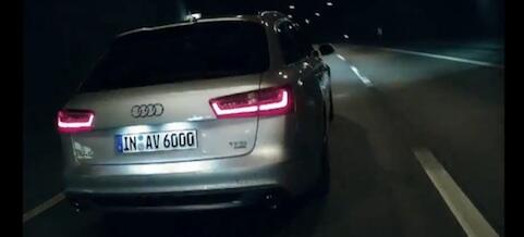 Audi RS4 S4 Quattro - Audi RS4 Quattro (AI text)