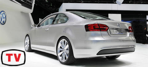En Volkswagen Jetta TV-bil utställd på Shanghais bilsalong. (AI text)