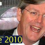 Saab på Geneve-mässan 2010. (AI text)