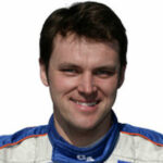 en racer klädd i tävlingskläder (AI text)