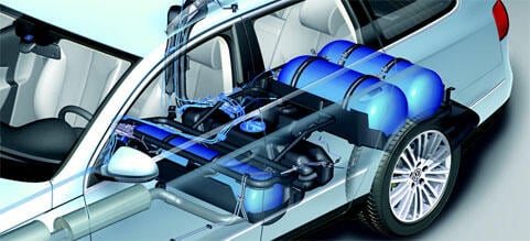 En bil med en blå motordeck och en blå bil med ett blått motordeck. (AI text)