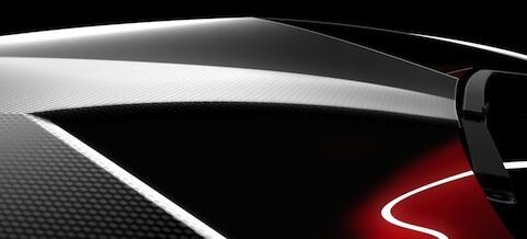 En närbild på en hjälm med en röd ljuspunkt på den. (AI text)