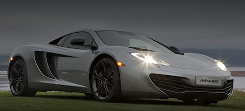 En McLaren (AI text)
