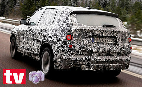 BMW X3 xDrive40d upptäcktes på gatan (AI text)